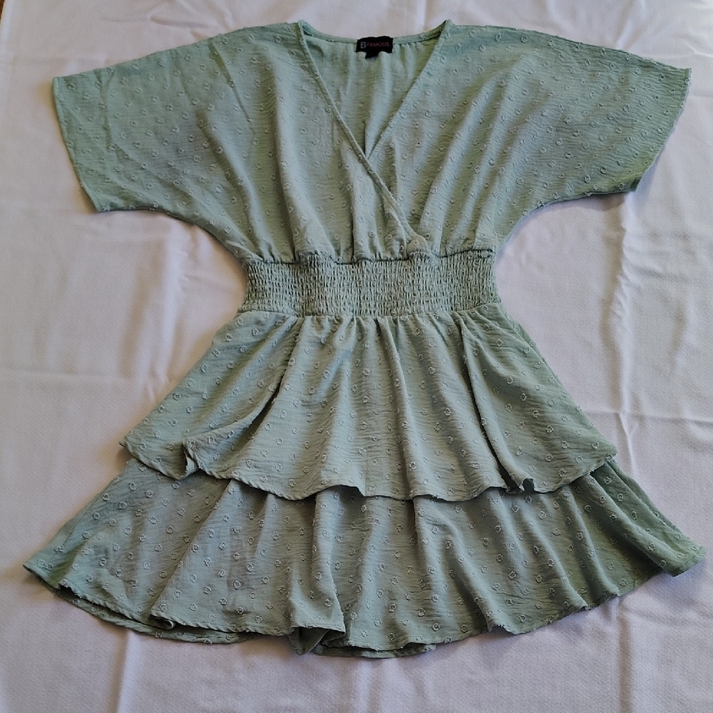 B Famous Women's Mint Green Ruffle Dress Size L